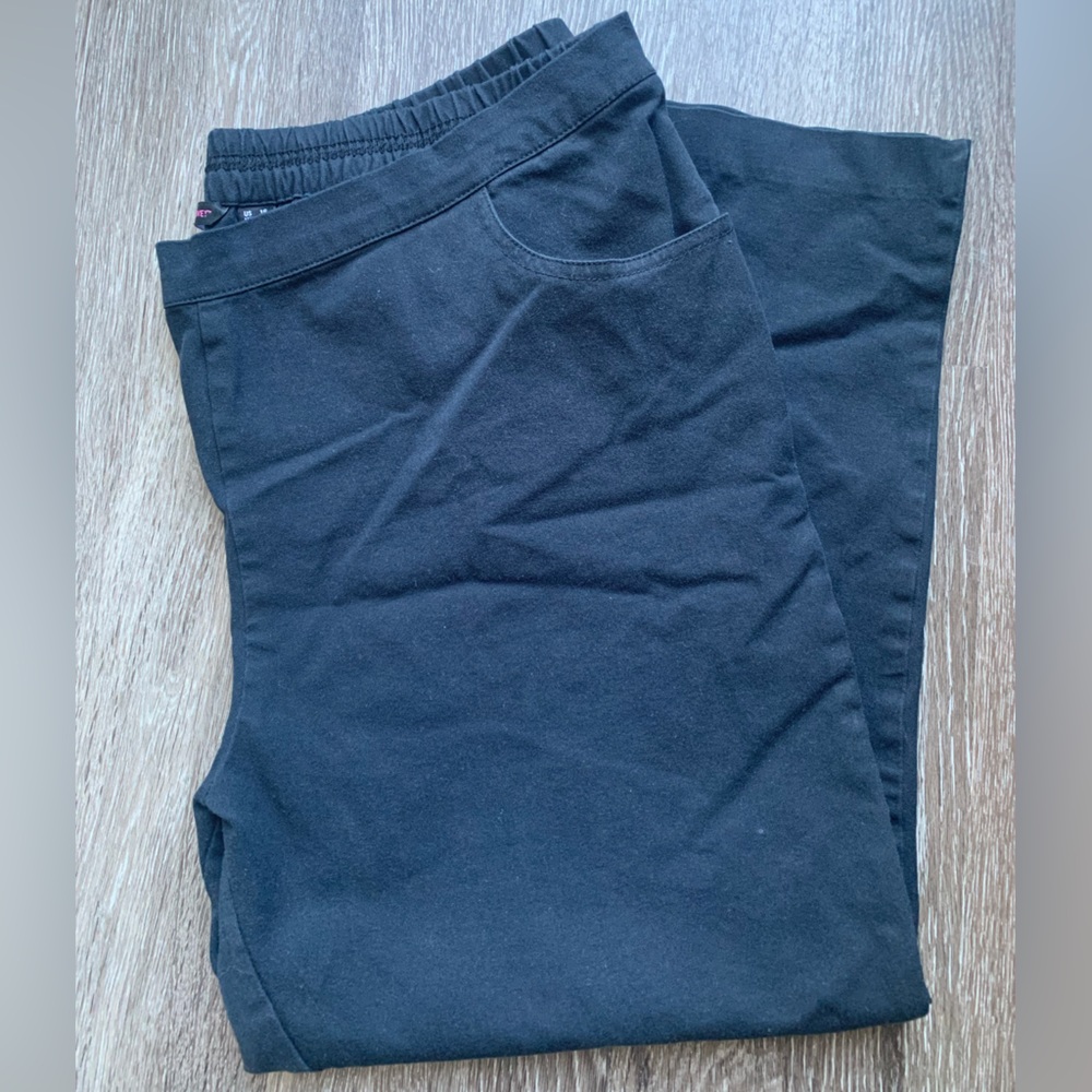 Isaac Mizrahi Live! Regular 24/7 Stretch Crop Pants with Pockets